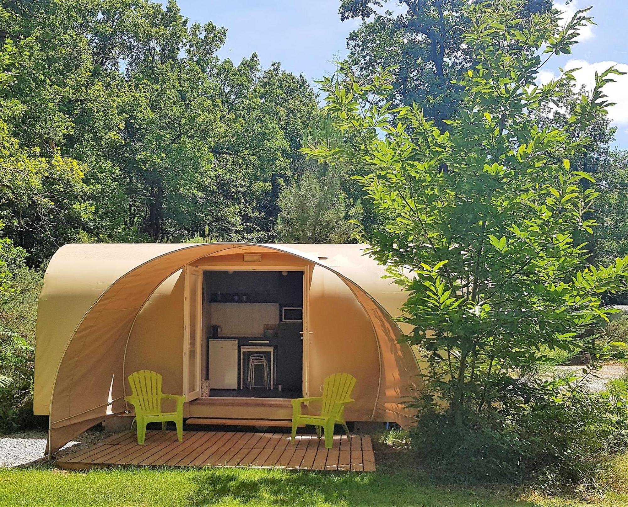 Camping Bois De St Hilaire Chalandray ภายนอก รูปภาพ