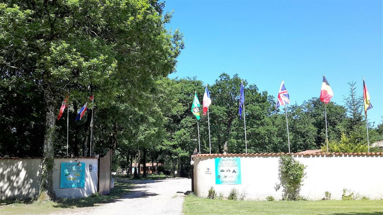 Camping Bois De St Hilaire Chalandray ภายนอก รูปภาพ