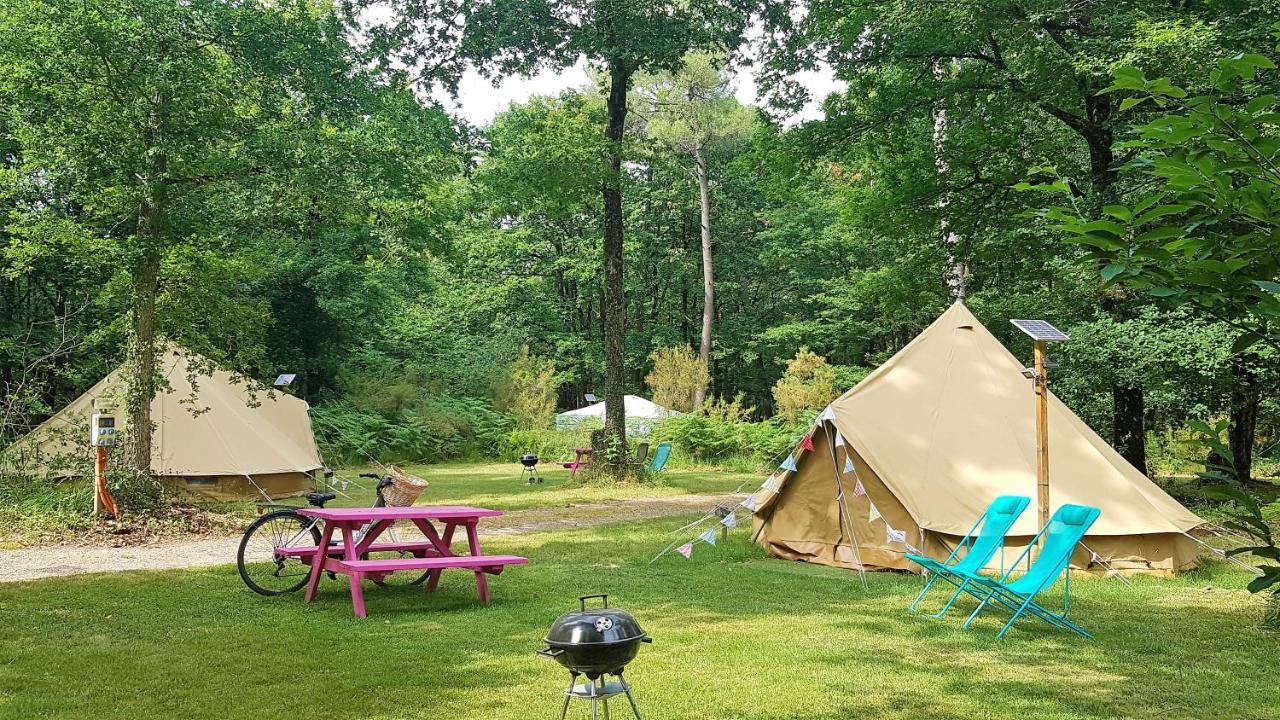Camping Bois De St Hilaire Chalandray ภายนอก รูปภาพ